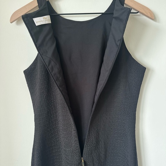 Amanda Uprichard Textured Sheath Dress Medium - Picture 6 of 7